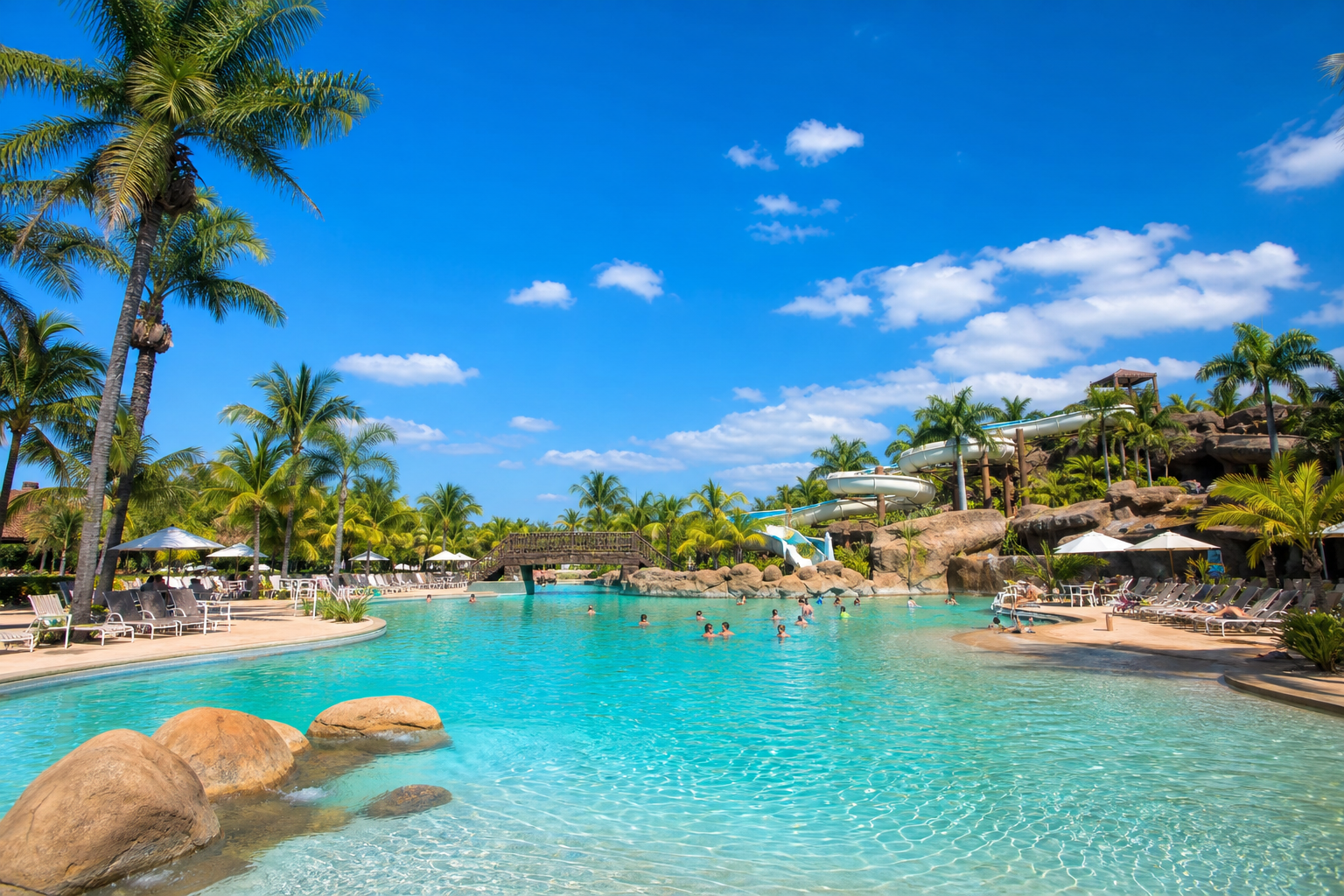 Expansive thermal water park with turquoise pools and slides in downtown Caldas Novas
