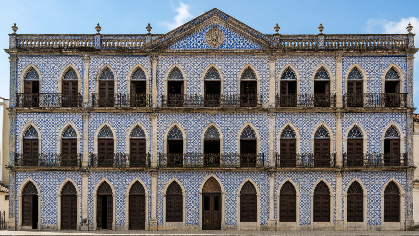 Historic Palacete Gentil Braga with ornate Portuguese tile facade in São Luís, Maranhão.