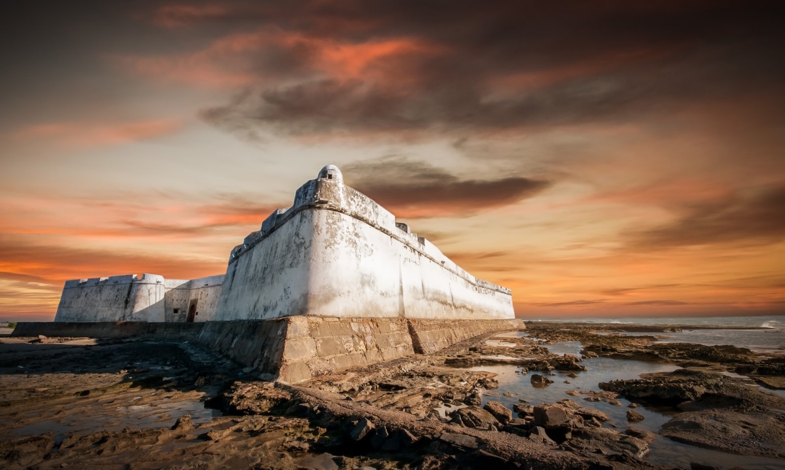 Natal Brazil Travel Guide 2026: Things to Do, Prices, Itineraries and Where to Stay 3 The star-shaped stone walls of the Forte dos Reis Magos at the mouth of the Potengi River in Natal, Brazil, at sunset